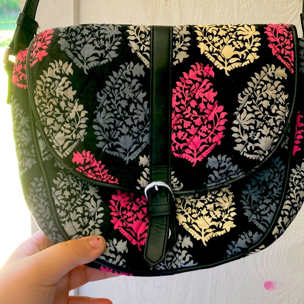 I am selling a purse really good condition I never really used it much
